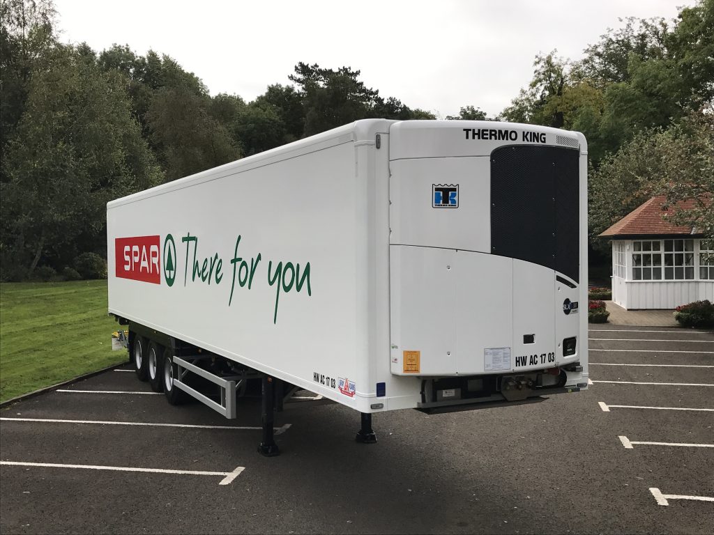 A frota do grupo Henderson, lojas SPAR na Irlanda do Norte utiliza